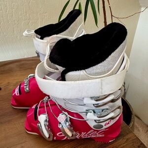 Lange Starlet Junior/youth/child/girls ski boot size 19.5 NEW with box